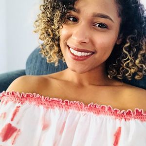 Meet your Posher, Danice